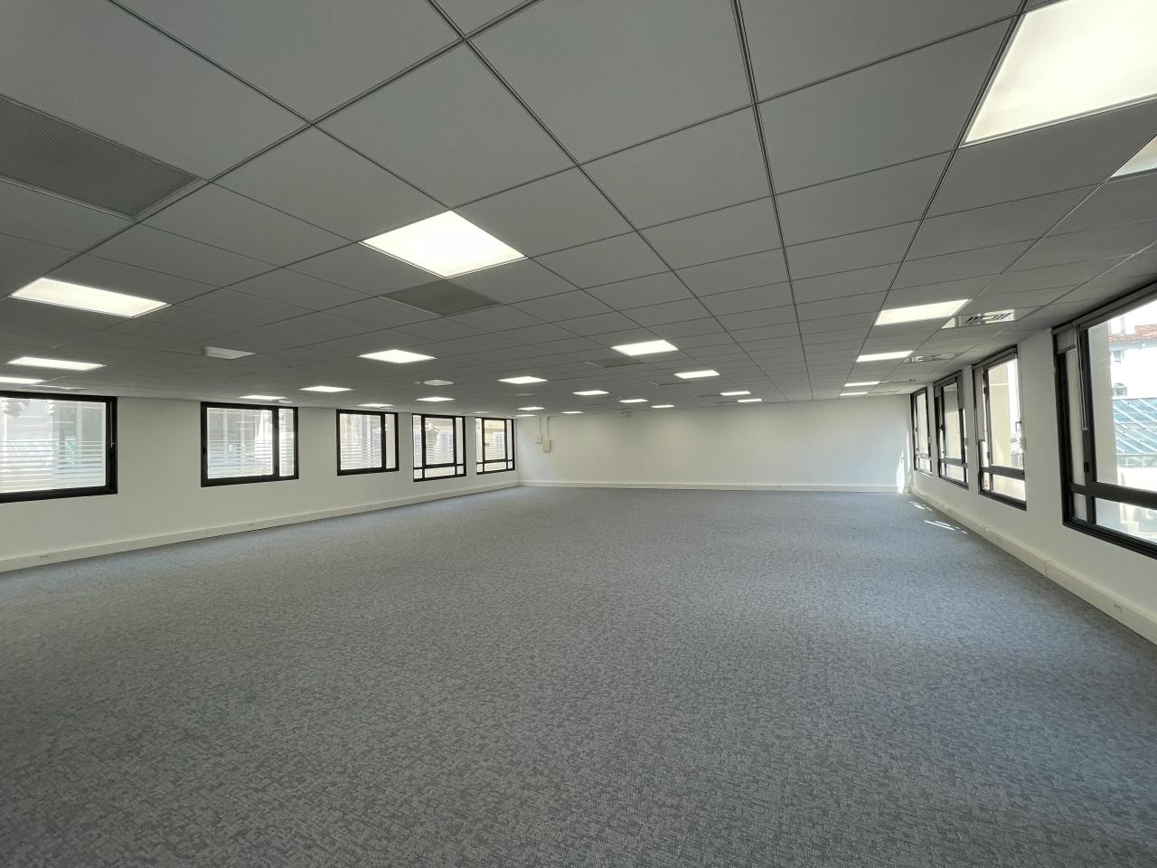 Bureau Marseille 794m² Location bureau Marseille Bouches-du-Rhône OLBUR2316991 1